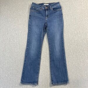Levi’s Classic Boot Jeans Women’s 4 Medium Wash Blue Mid Rise Stretch